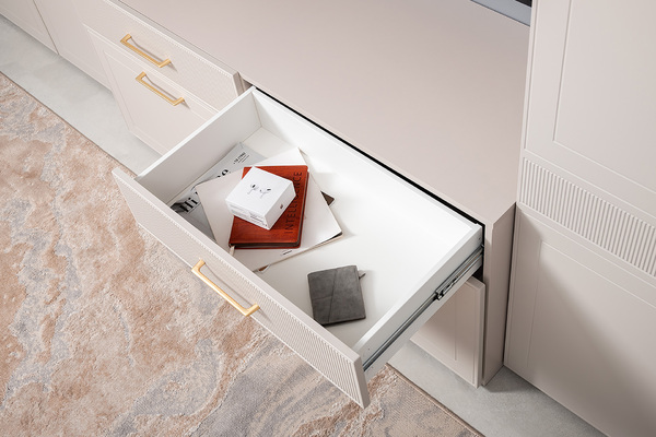 Гостиная Ричфорд композиция 1 без карнизов, кашемир 5981 BS, моно керамика D166-2 ПВХ, белый PE шагрень (собирается на любую сторону)